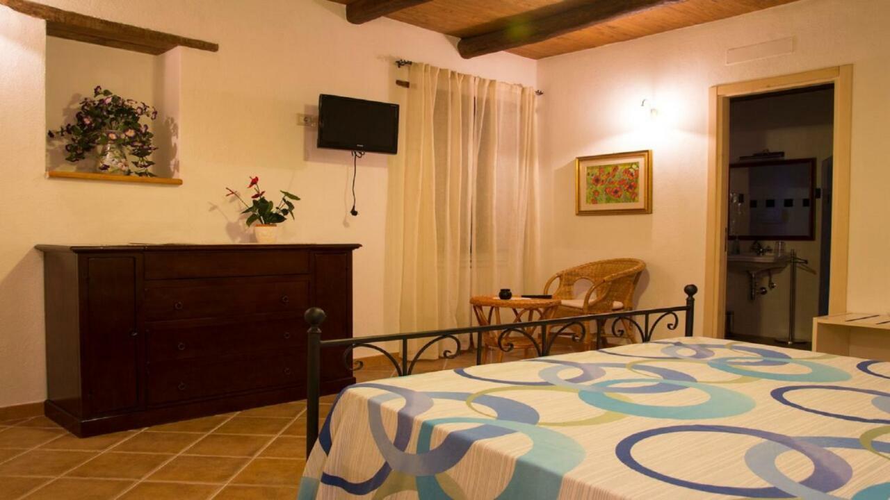 B&B Il Melograno Tortorella ภายนอก รูปภาพ
