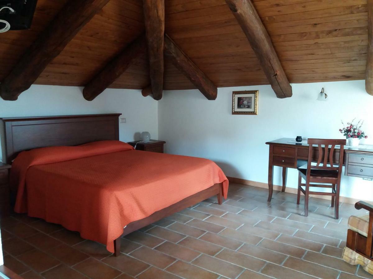 B&B Il Melograno Tortorella ภายนอก รูปภาพ