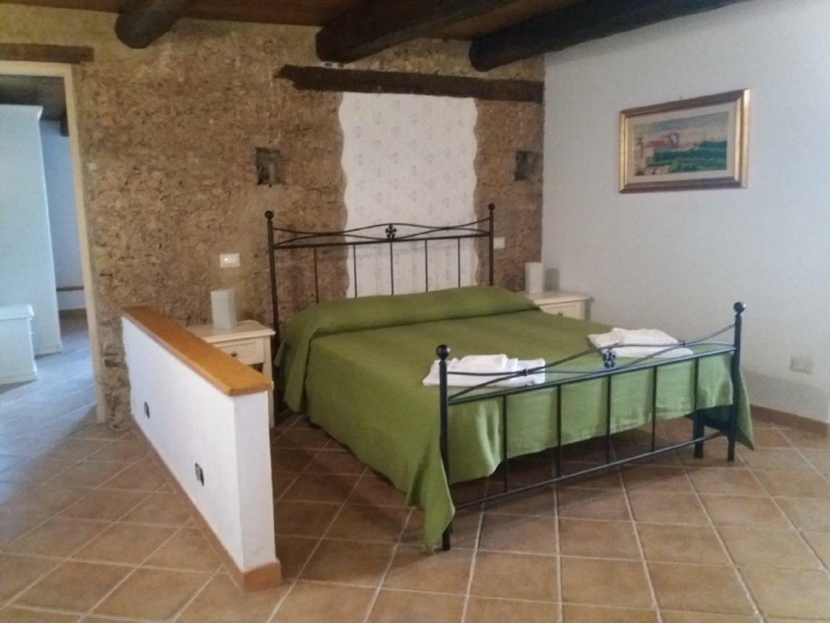 B&B Il Melograno Tortorella ภายนอก รูปภาพ