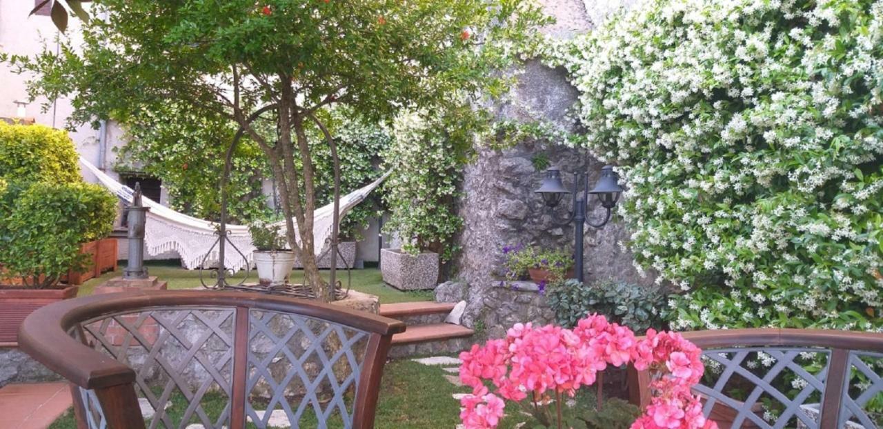 B&B Il Melograno Tortorella ภายนอก รูปภาพ