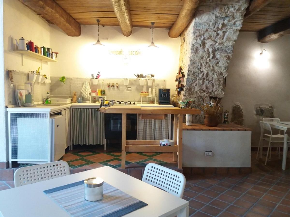 B&B Il Melograno Tortorella ภายนอก รูปภาพ
